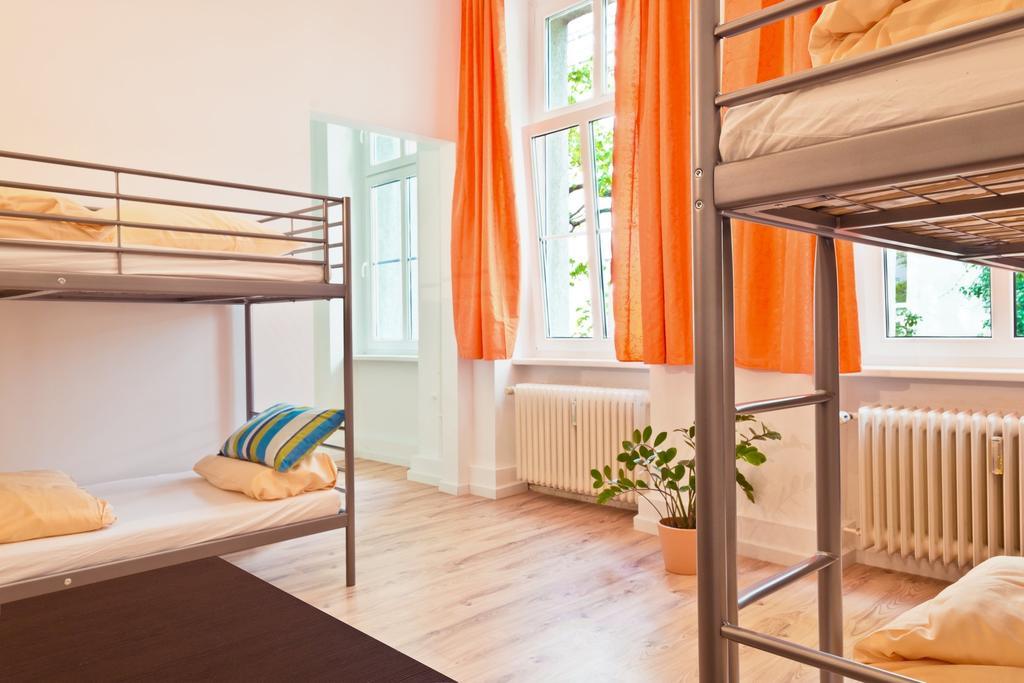 Hostel Sleep Cheap *
